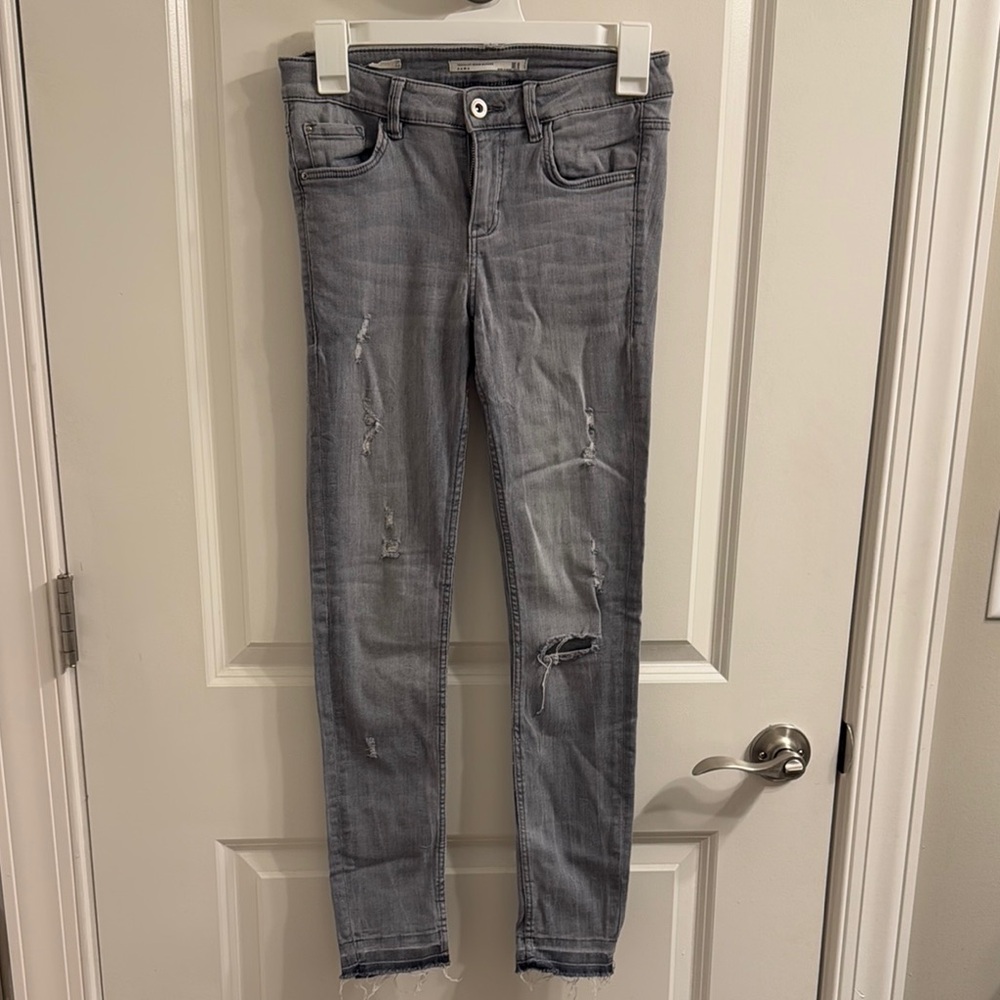 Women's Gray Distressed Jeans